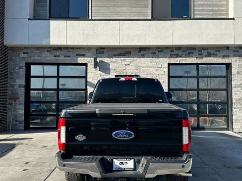 Used 2017 Ford F250 King Ranch w/ King Ranch Ultimate Package image 4