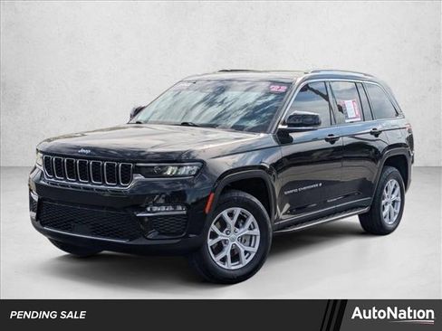 Used 2022 Jeep Grand Cherokee Limited image 1