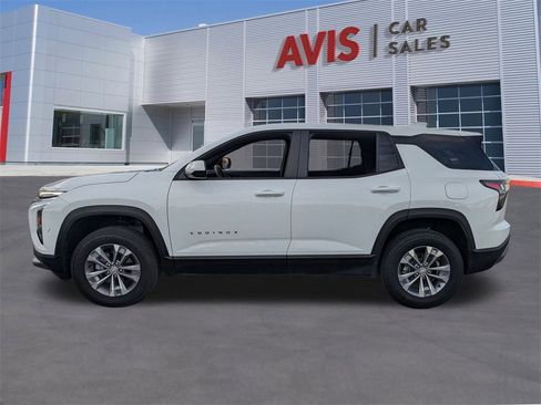 Used 2025 Chevrolet Equinox LT image 10