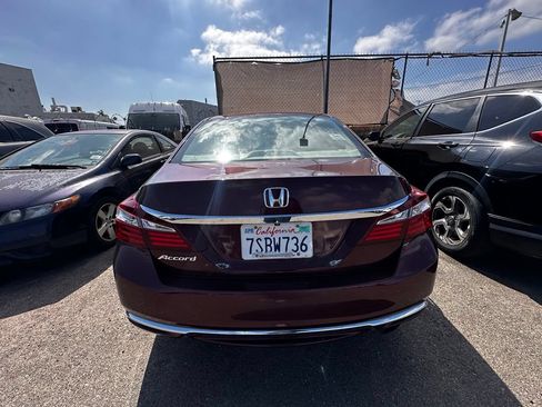 Used 2016 Honda Accord LX image 18