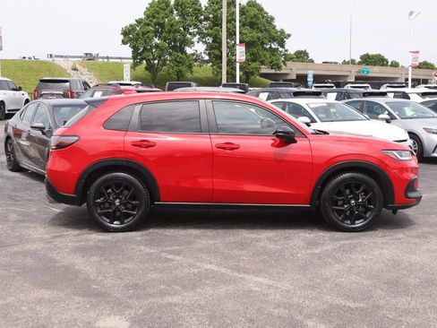 Used 2024 Honda HR-V Sport image 5