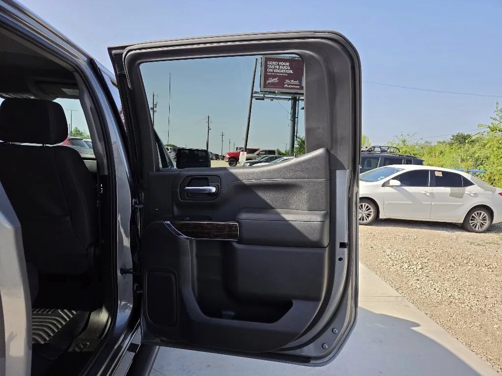 Used 2020 GMC Sierra 1500 Elevation w/ Elevation Value Package RWD image 18