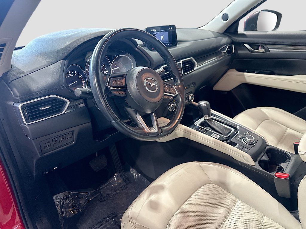Used 2017 MAZDA CX-5 Grand Touring AWD/4WD image 9