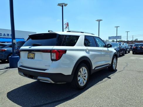 Used 2025 Ford Explorer Platinum w/ LUX Leather Package AWD/4WD image 6