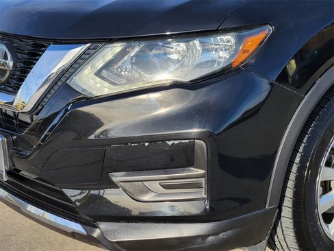 Used 2019 Nissan Rogue S w/ Special Edition Package image 9