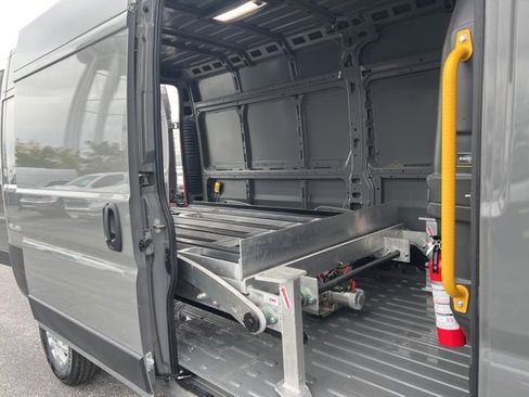 Used 2025 RAM ProMaster 2500 w/ Quick Order Package 22G SLT image 9