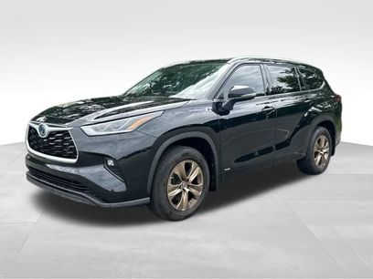 Used 2022 Toyota Highlander Bronze Edition