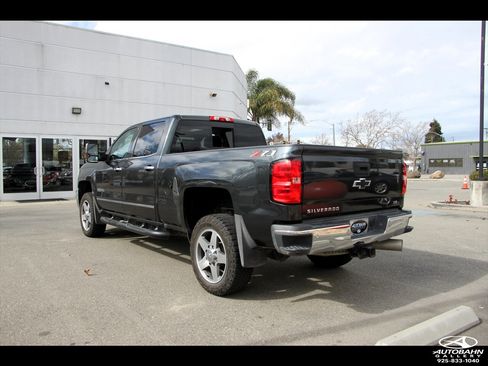 Used 2019 Chevrolet Silverado 2500 LTZ w/ Duramax Plus Package image 7