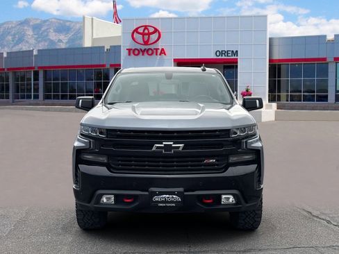 Used 2022 Chevrolet Silverado 1500 LT Trail Boss w/ Convenience Package II image 2