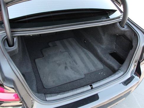 Used 2023 BMW M550i xDrive AWD/4WD image 18