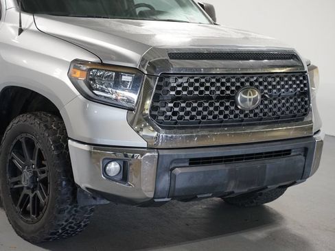 Used 2019 Toyota Tundra SR5 w/ SR5 Upgrade Package RWD image 4