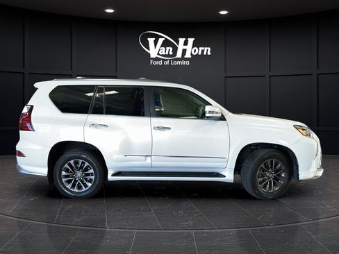 Used 2019 Lexus GX 460 Premium AWD/4WD image 8