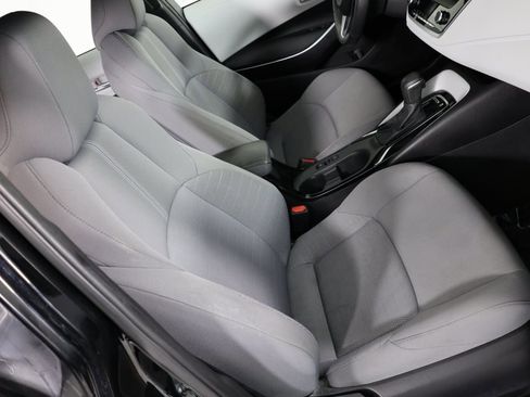 Used 2024 Toyota Corolla SE image 27