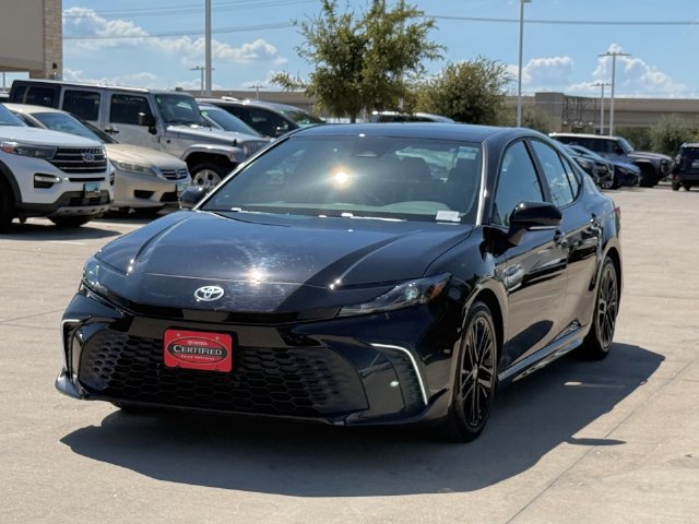 Used 2026 Toyota Camry SE FWD image 8