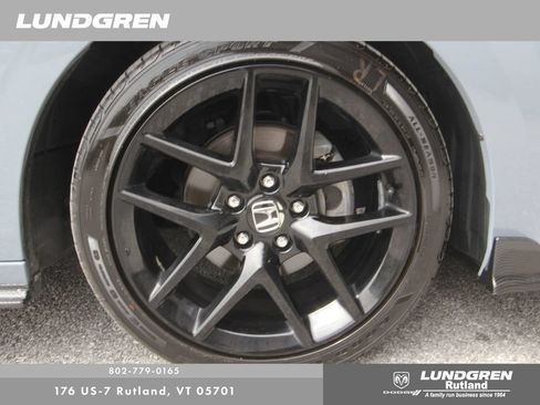 Used 2024 Honda Civic Sport image 27