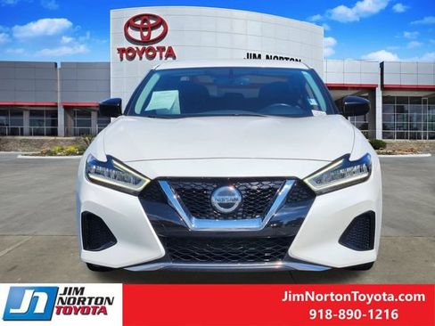 Used 2019 Nissan Maxima 3.5 S w/ Floor Mat Group FWD image 2