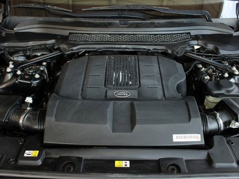 Used 2016 Land Rover Range Rover Autobiography image 32