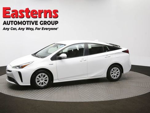 Used 2022 Toyota Prius LE image 57