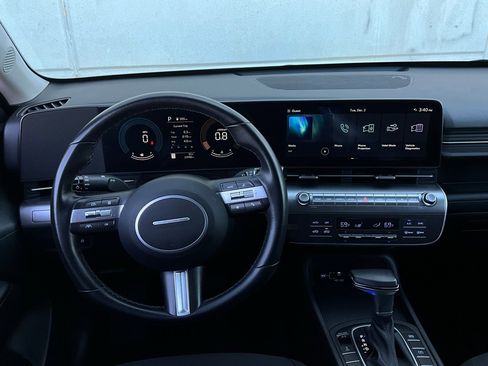 Used 2025 Hyundai Kona SEL image 14