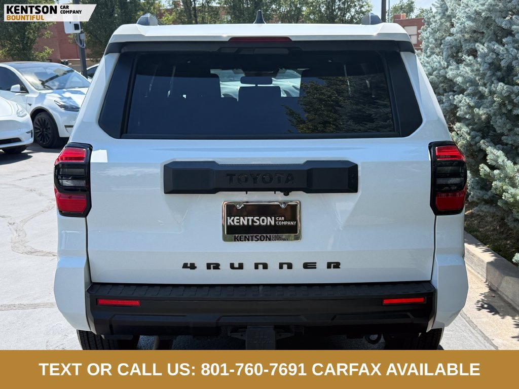 Used 2026 Toyota 4Runner SR5 AWD/4WD image 7