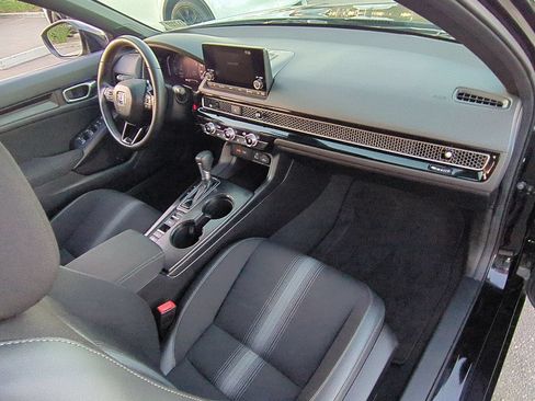 Used 2024 Honda Civic Sport image 26