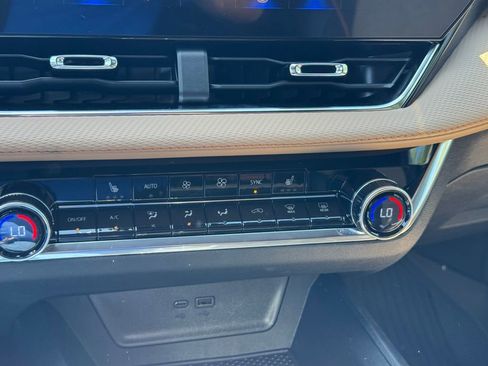 New 2026 Chevrolet Equinox ACTIV FWD image 17