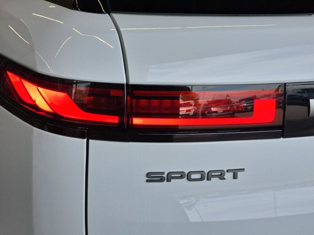 New 2026 Land Rover Range Rover Sport SE AWD/4WD image 23