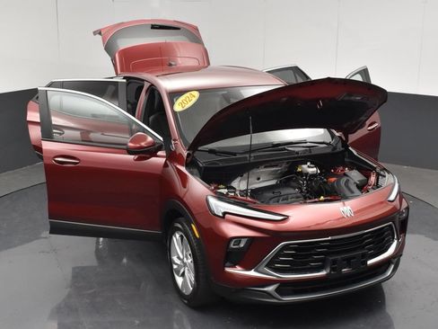 Used 2024 Buick Encore GX Preferred FWD image 33