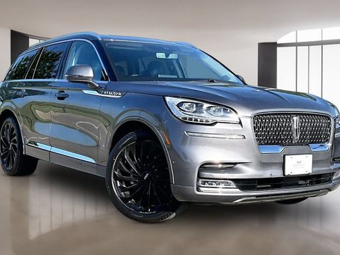 Used 2021 Lincoln Aviator Reserve w/ Equipment Group 210A AWD/4WD image 11