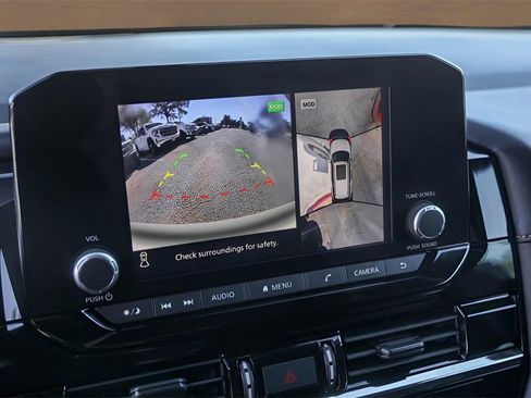 Used 2024 Nissan Pathfinder Rock Creek image 17