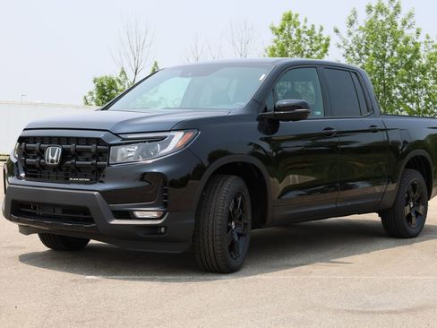 New 2026 Honda Ridgeline Black Edition image 3