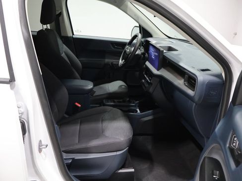 Used 2025 Ford Maverick XL w/ Equipment Group 102A AWD/4WD image 22