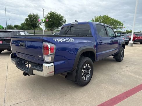 Used 2022 Toyota Tacoma TRD Off-Road image 5