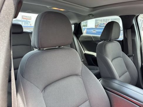 Used 2024 Chevrolet Malibu LT FWD image 24