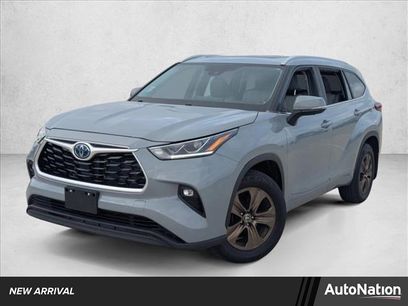 Certified 2023 Toyota Highlander Bronze Edition