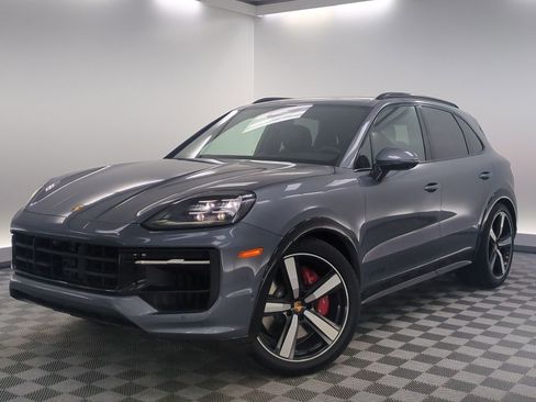 New 2026 Porsche Cayenne GTS AWD/4WD image 1