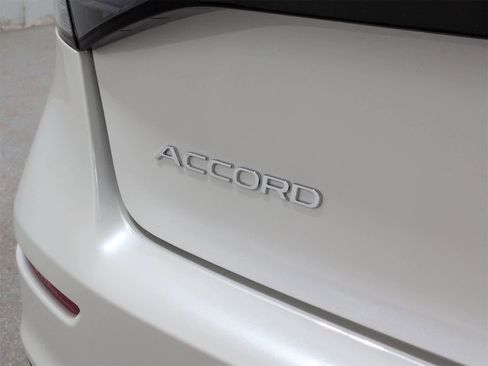 Used 2024 Honda Accord EX image 12