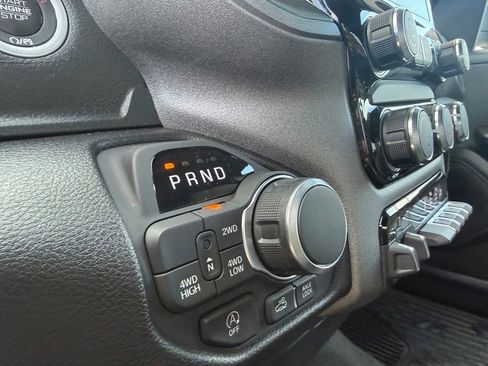 New 2026 RAM 1500 Tradesman AWD/4WD image 24