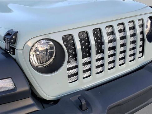Used 2024 Jeep Wrangler Sport AWD/4WD image 25