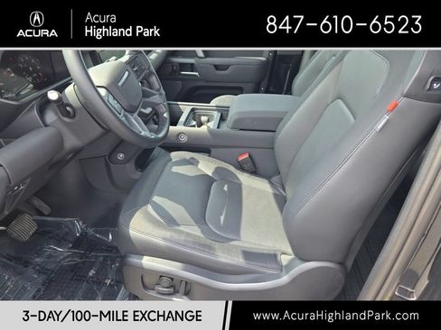 Used 2023 Land Rover Defender 90 X-Dynamic SE AWD/4WD image 22