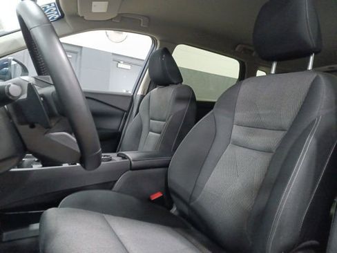 Used 2025 Nissan Rogue SV image 13