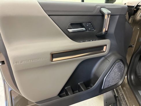 New 2025 GMC Hummer EV 3X image 17