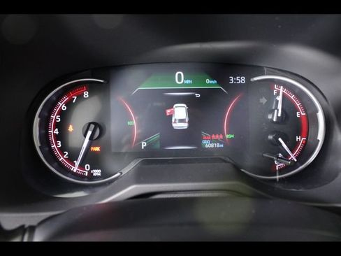 Used 2024 Toyota RAV4 XLE FWD image 23