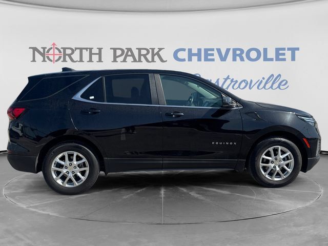 Certified 2024 Chevrolet Equinox LT FWD image 2