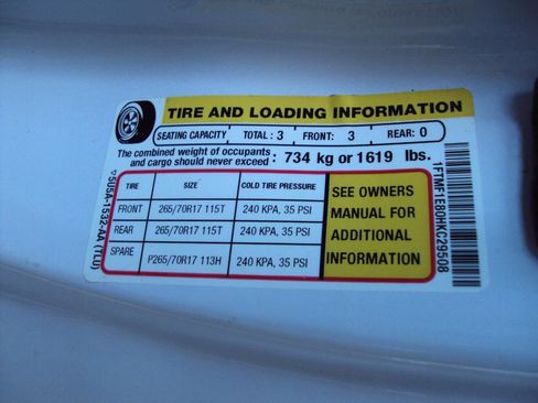 Used 2017 Ford F150 XL w/ Equipment Group 101A Mid AWD/4WD image 35