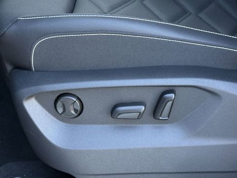 New 2026 Volkswagen Atlas SE image 20