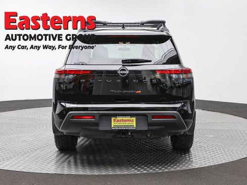 Used 2023 Nissan Pathfinder Rock Creek AWD/4WD image 6