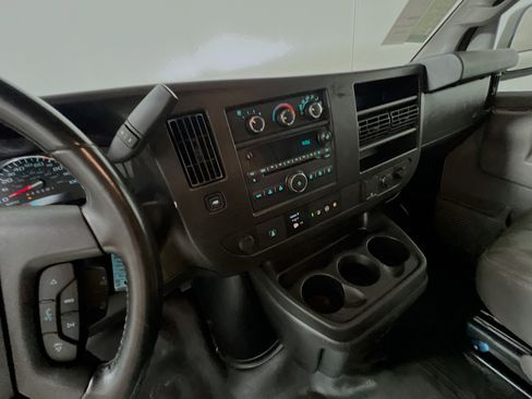 Used 2021 Chevrolet Express 2500 Extended w/ Communications Package RWD image 22