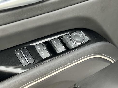 Used 2023 Cadillac Escalade Premium Luxury w/ Performance Package AWD/4WD image 19