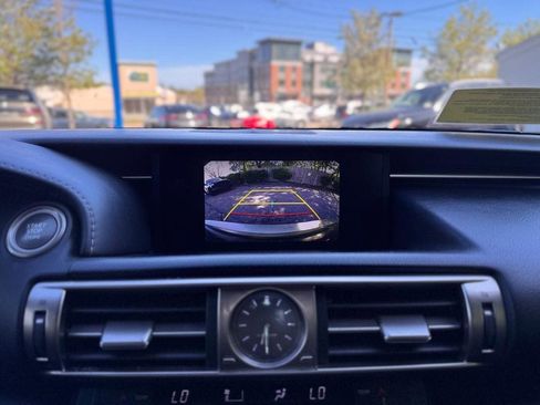 Used 2015 Lexus IS 250 AWD w/ Luxury Package image 17